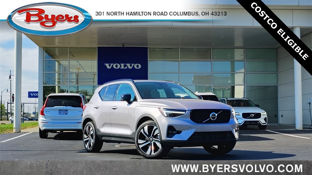 New 2026 Volvo XC40 B5 Ultra SUV