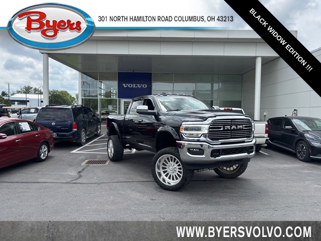 2022 RAM 3500 Laramie 4X4 Crew Cab SWB's photo