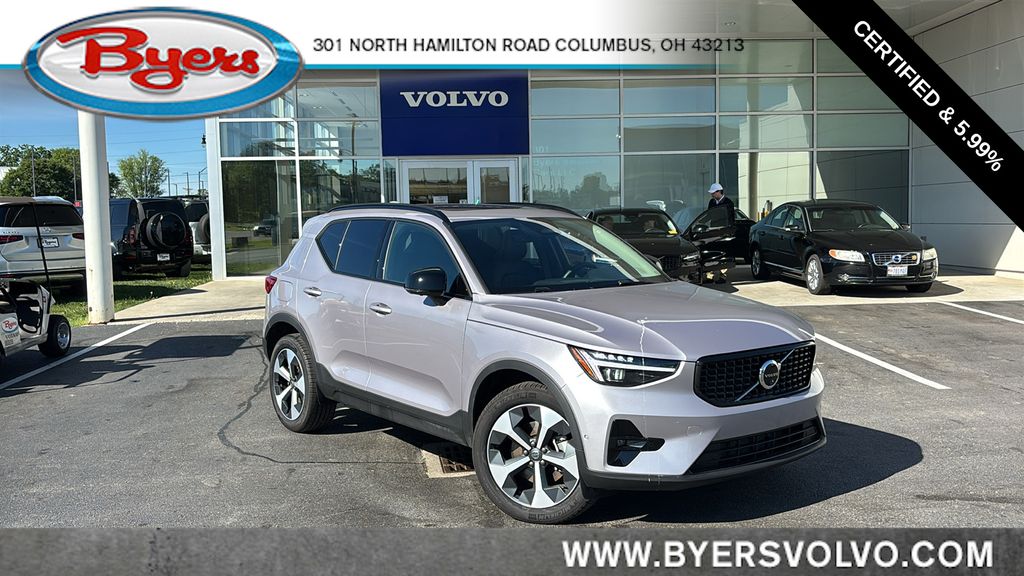 2026 Volvo XC40