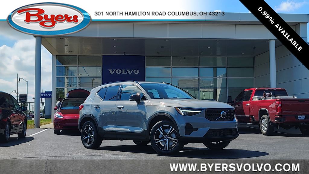 2026 Volvo XC40