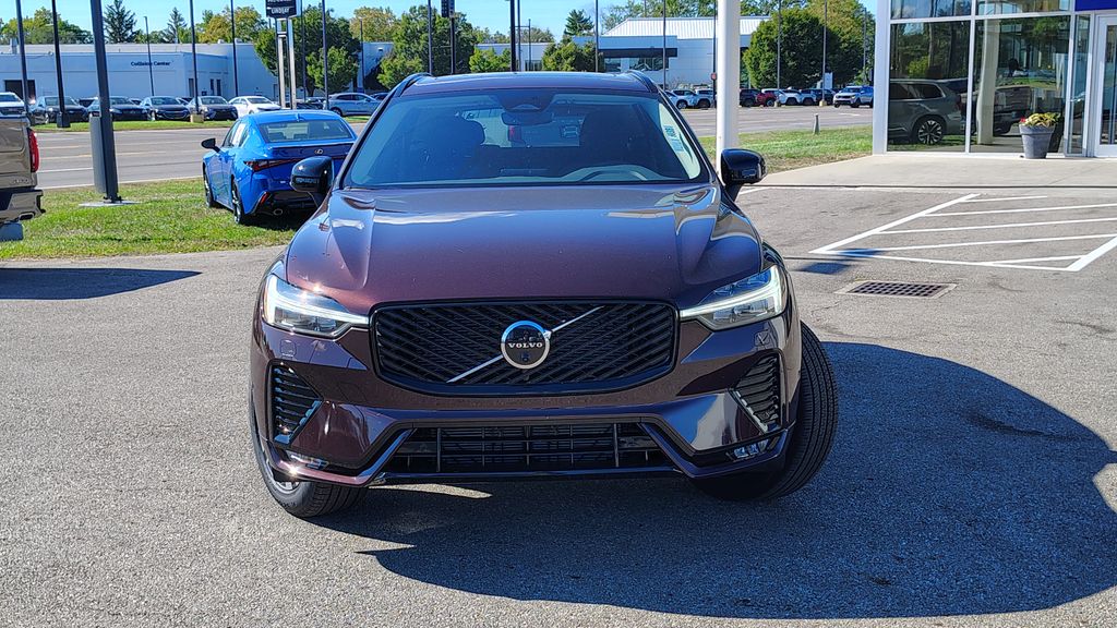 2026 Volvo XC60 Plus - Photo 37
