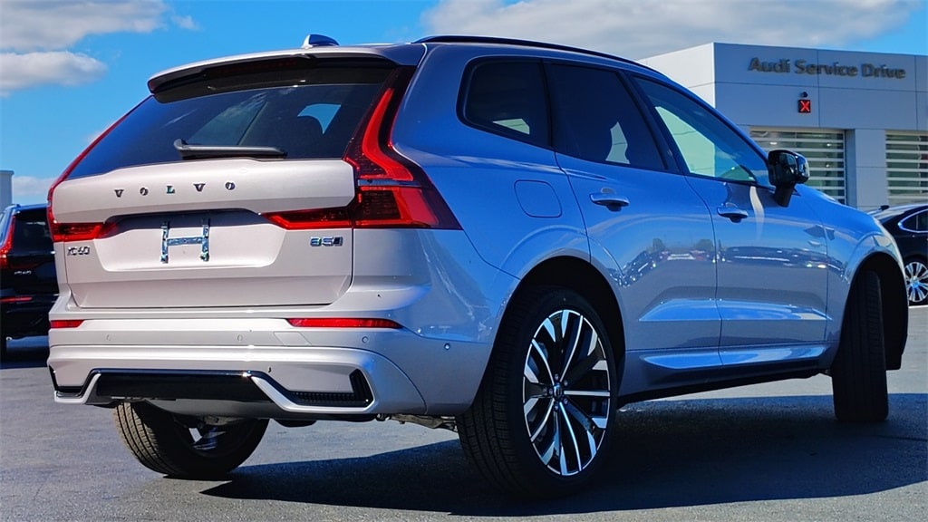 New 2026 Volvo XC60 B5 Ultra SUV