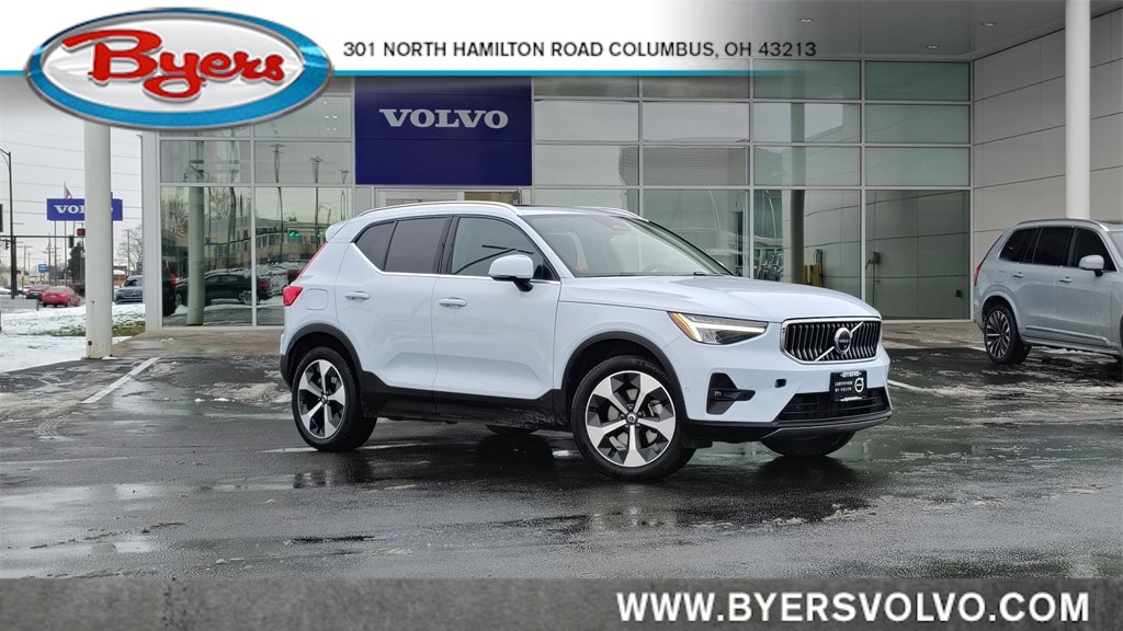 Certified 2025 Volvo XC40 B5 Plus Bright Theme SUV