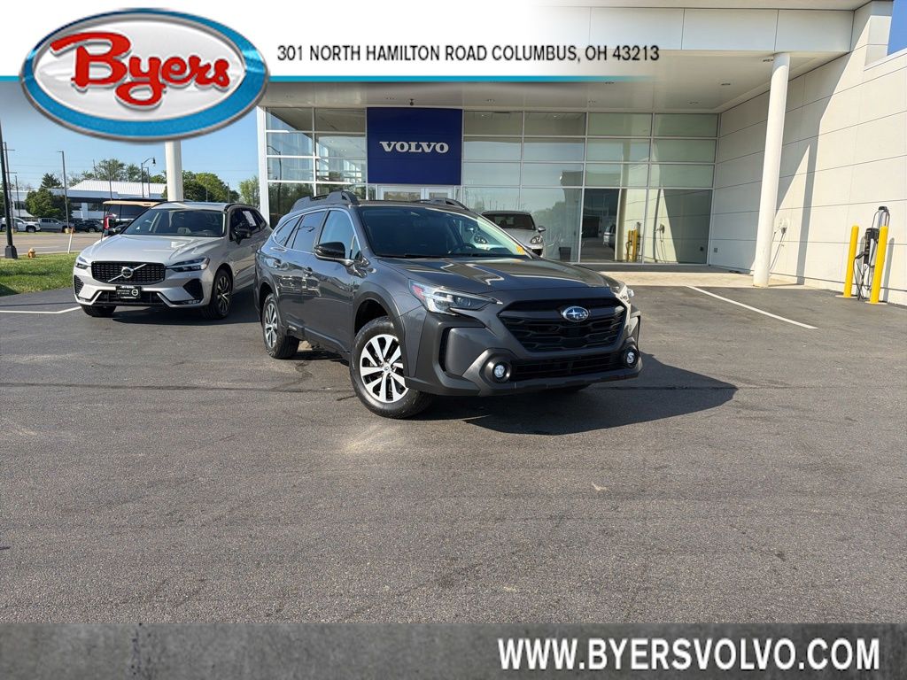 2023 Subaru Outback Premium's photo