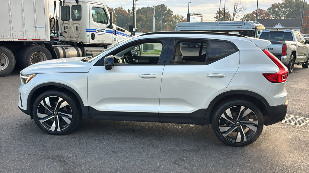 Certified 2023 Volvo XC40 Ultimate SUV