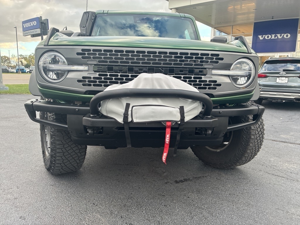 2024 Ford Bronco Everglades photo 2