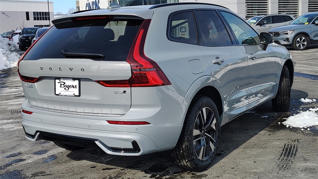 New 2026 Volvo XC60 B5 Core SUV