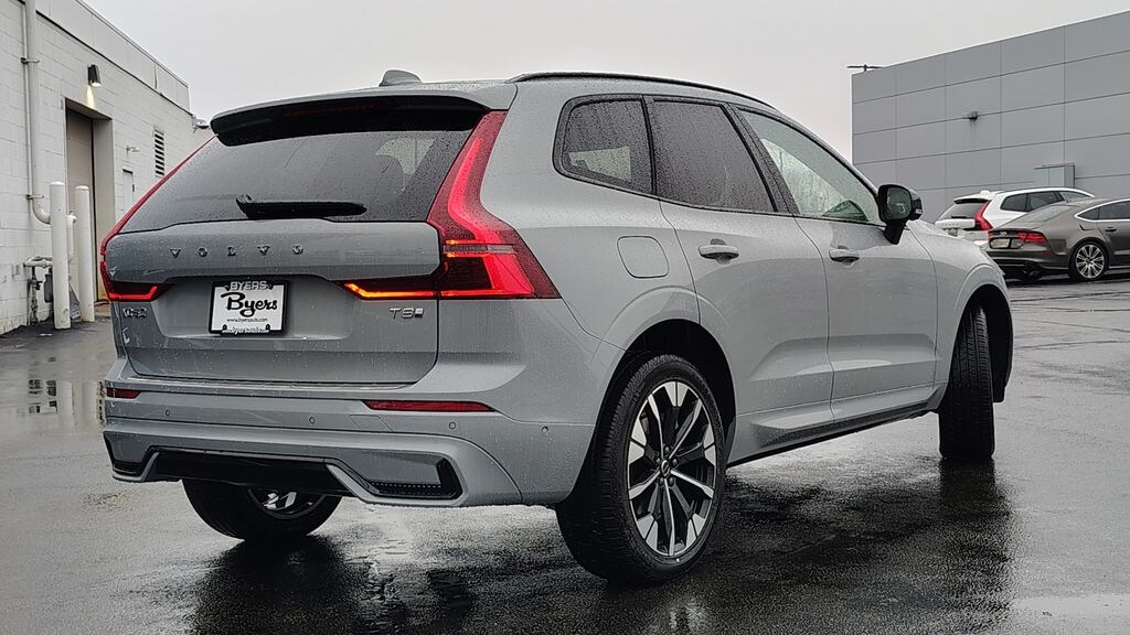 New 2026 Volvo XC60 plug-in hybrid T8 Plus SUV