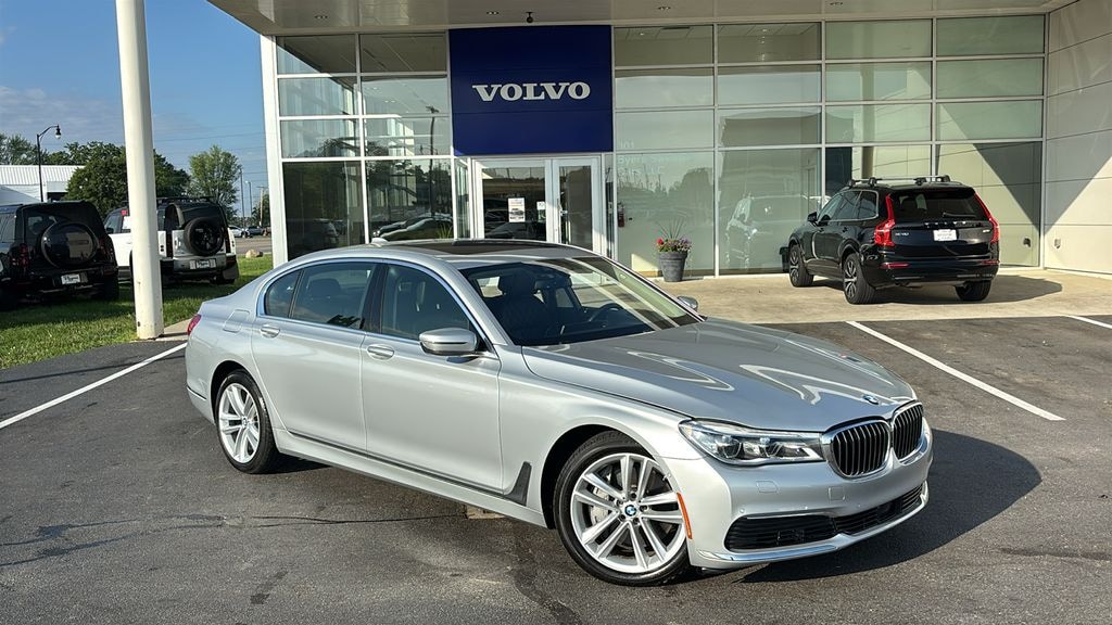 Used 2019 BMW 7 Series 750i xDrive Sedan