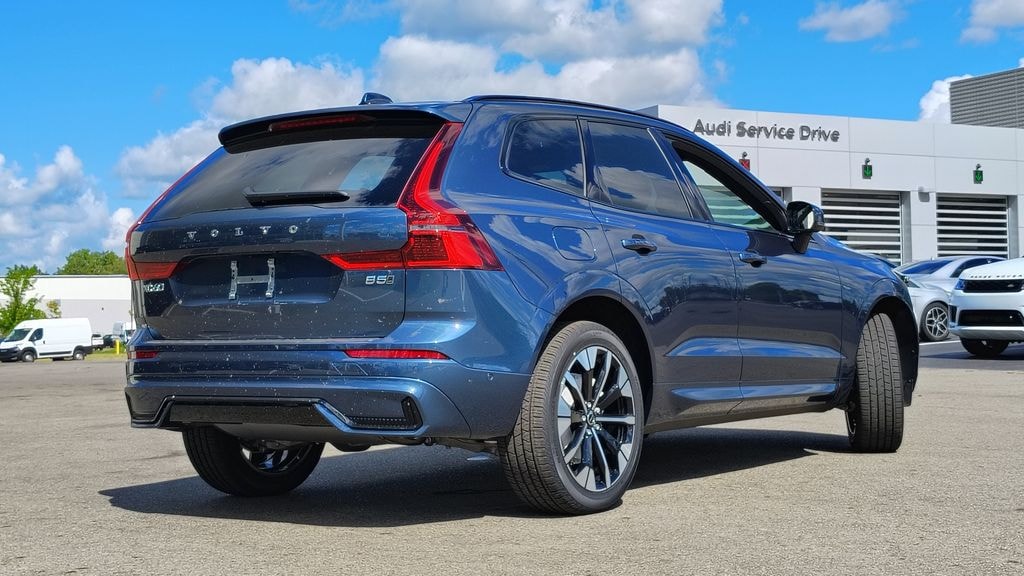 New 2026 Volvo XC60 B5 Plus SUV