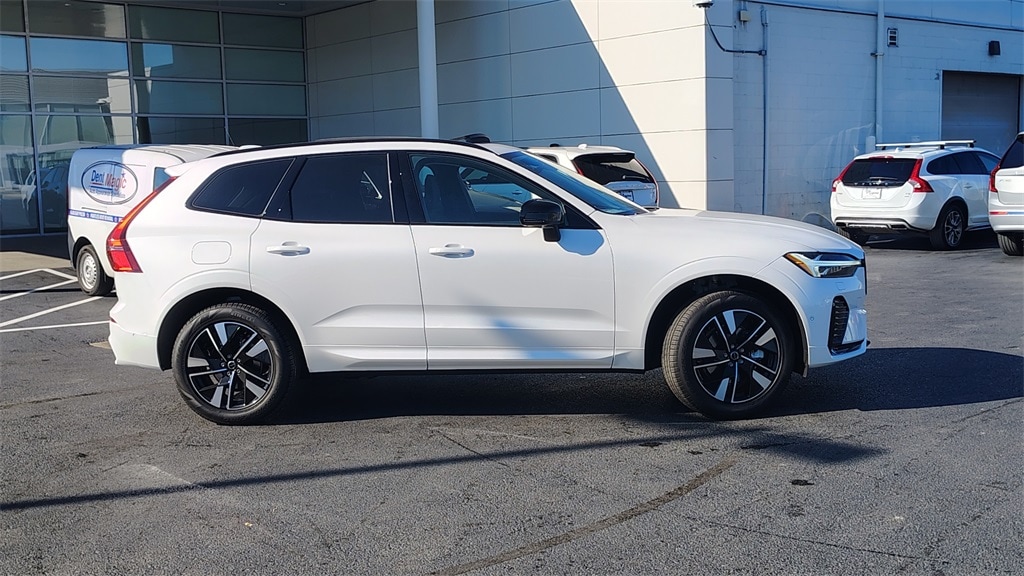 New 2026 Volvo XC60 B5 Plus SUV