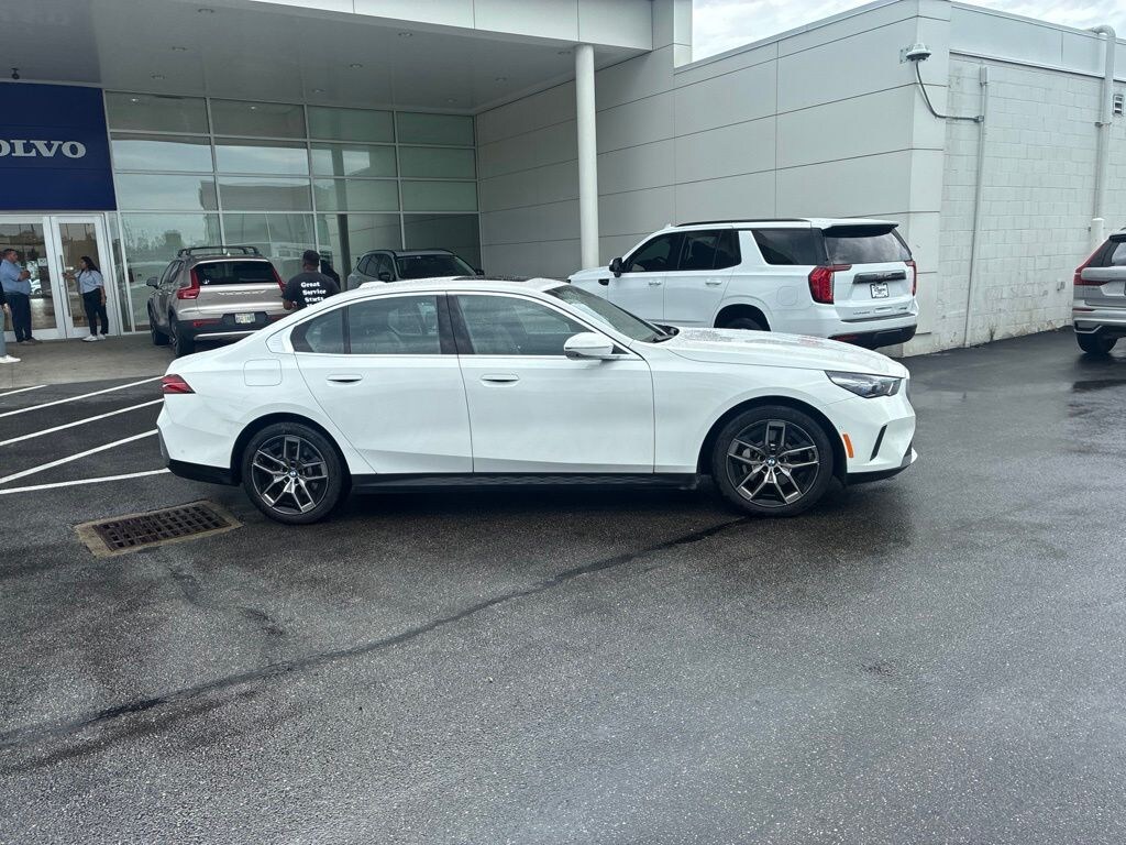 Used 2026 BMW 5 Series 530i xDrive Sedan