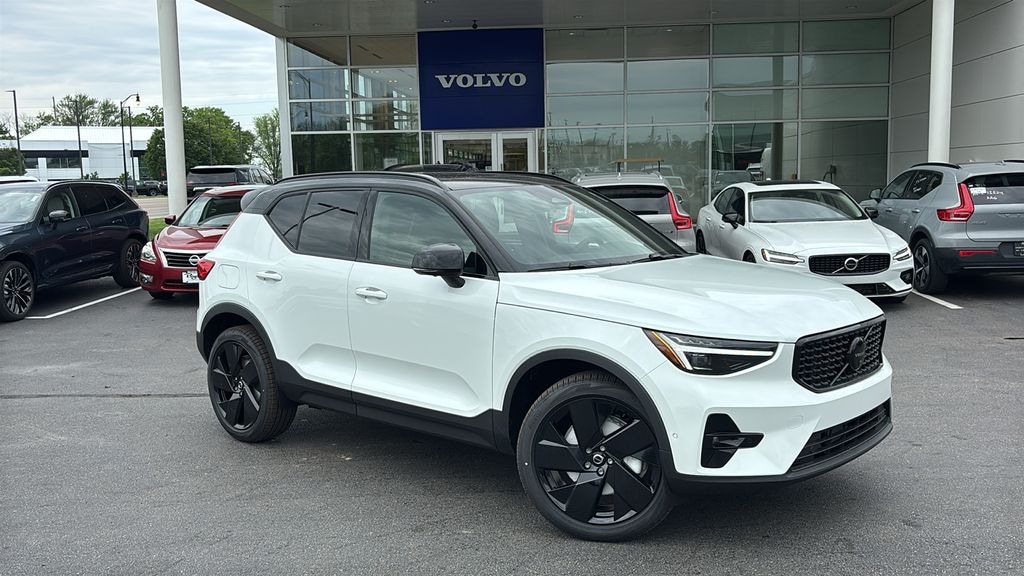 New 2026 Volvo XC40 B5 Ultra Black Edition SUV