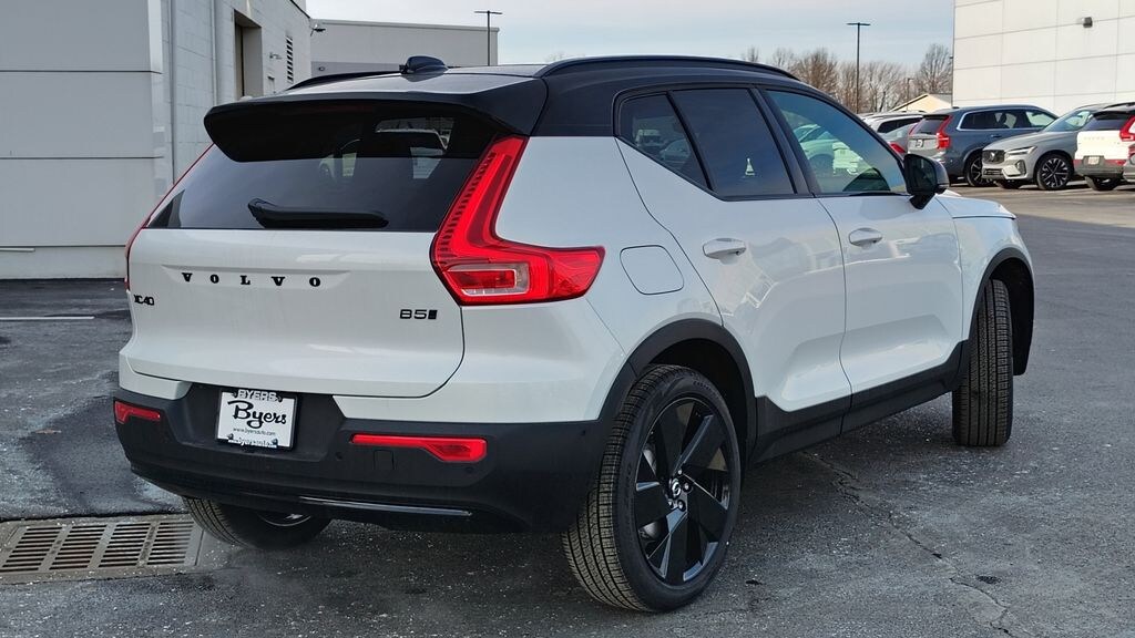 New 2026 Volvo XC40 B5 Ultra Black Edition SUV