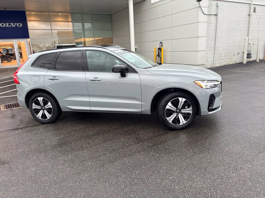 Certified 2025 Volvo XC60 Plug-In Hybrid T8 Plus SUV