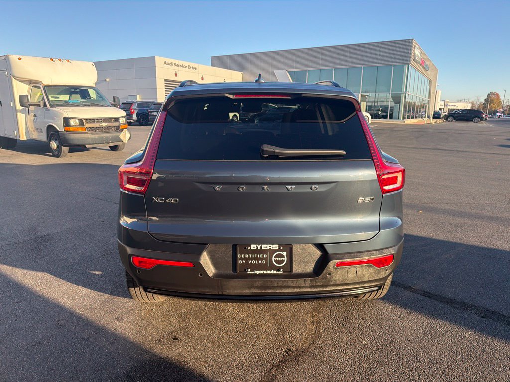 Certified 2026 Volvo XC40 B5 Plus SUV
