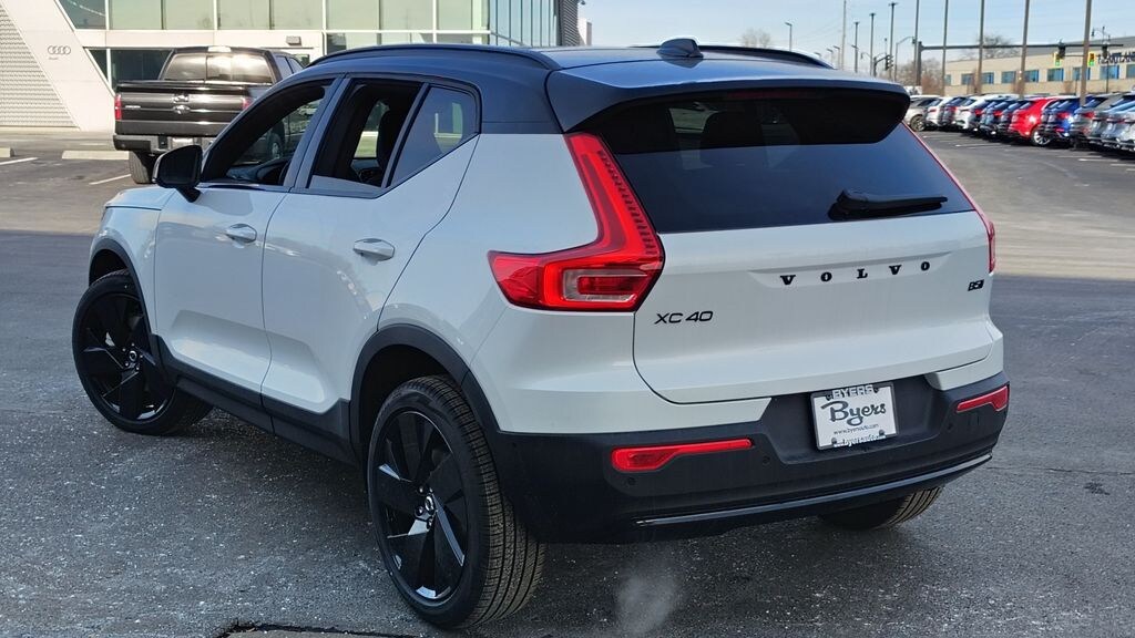 New 2026 Volvo XC40 B5 Ultra Black Edition SUV