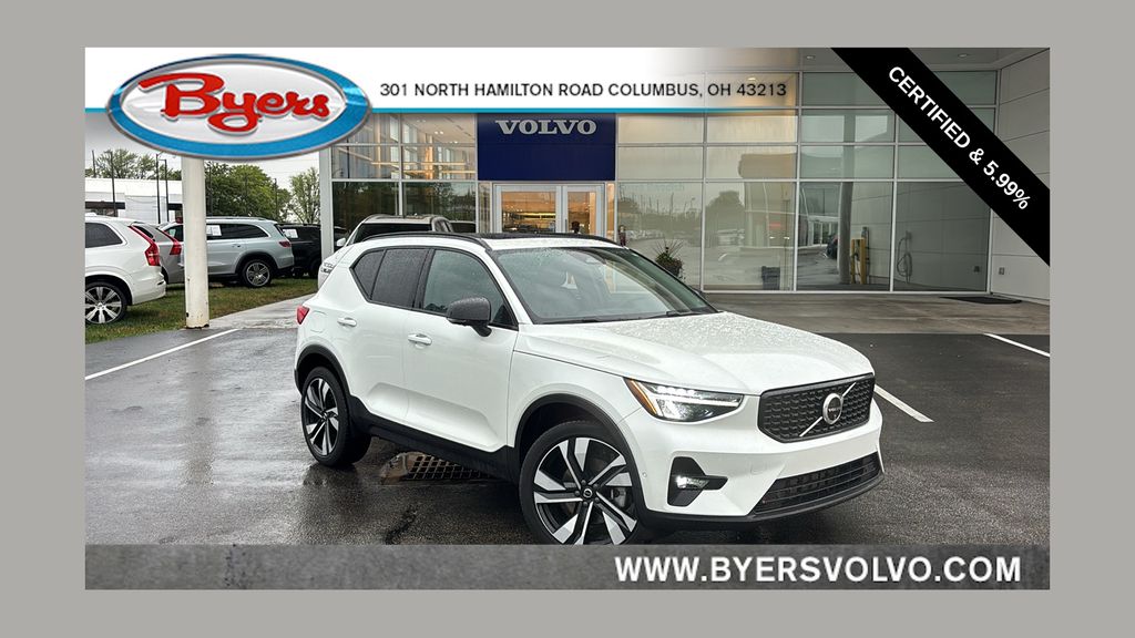 2024 Volvo XC40