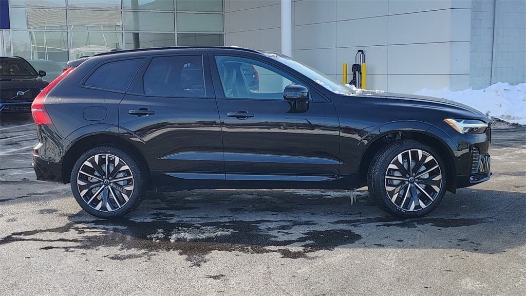 New 2026 Volvo XC60 B5 Ultra SUV