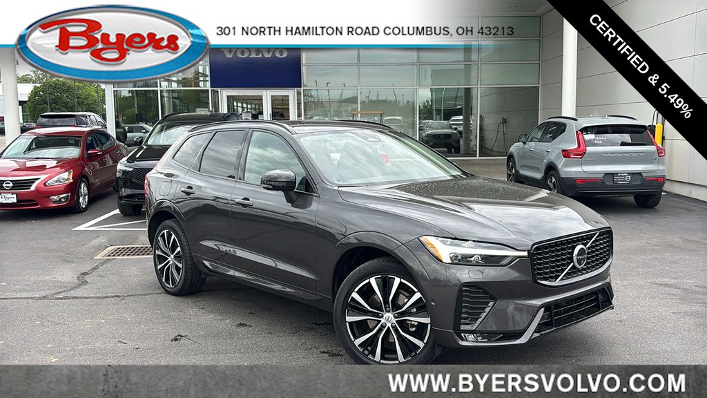 2025 Volvo XC60 B5 Plus Dark AWD's photo