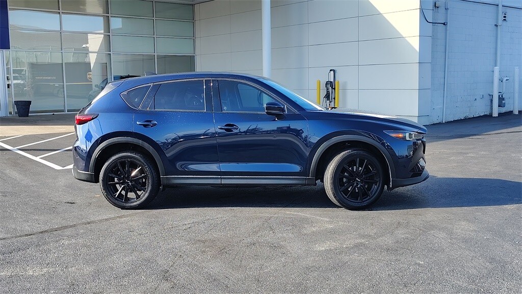 2022 Mazda CX-5 2.5 Premium Plus photo 2