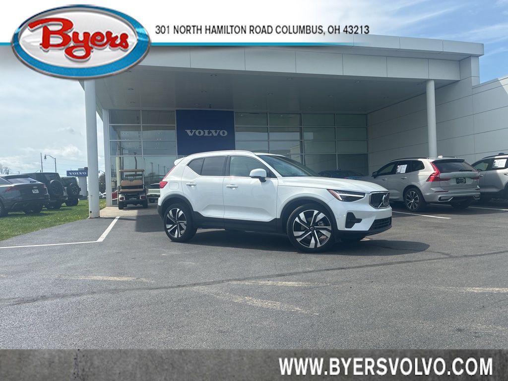 2024 Volvo XC40