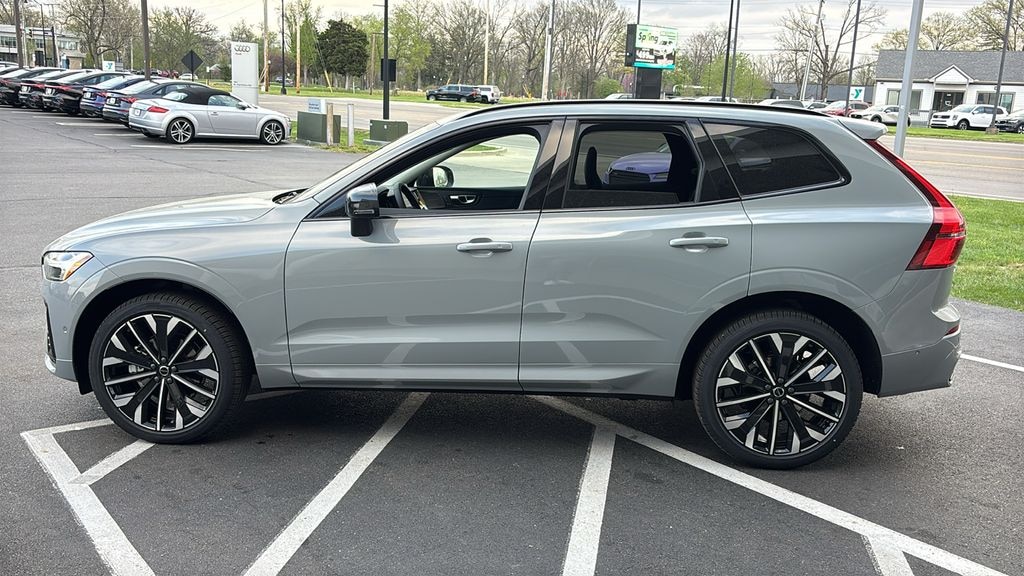 New 2026 Volvo XC60 B5 Ultra SUV