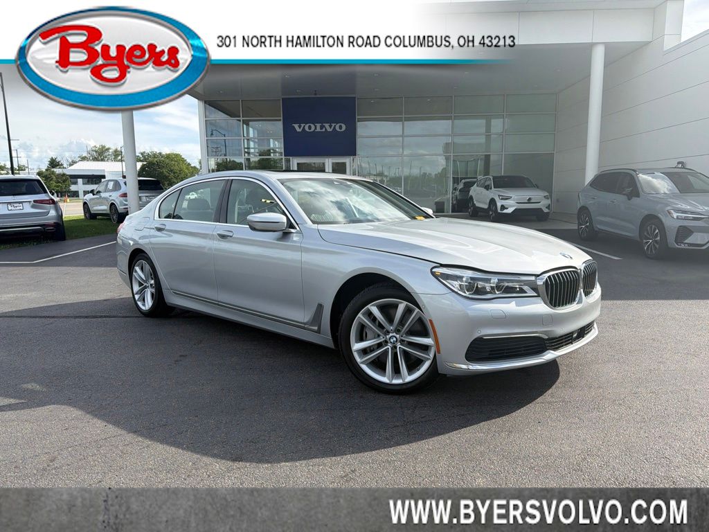 2019 BMW 7 Series 750i xDrive's photo