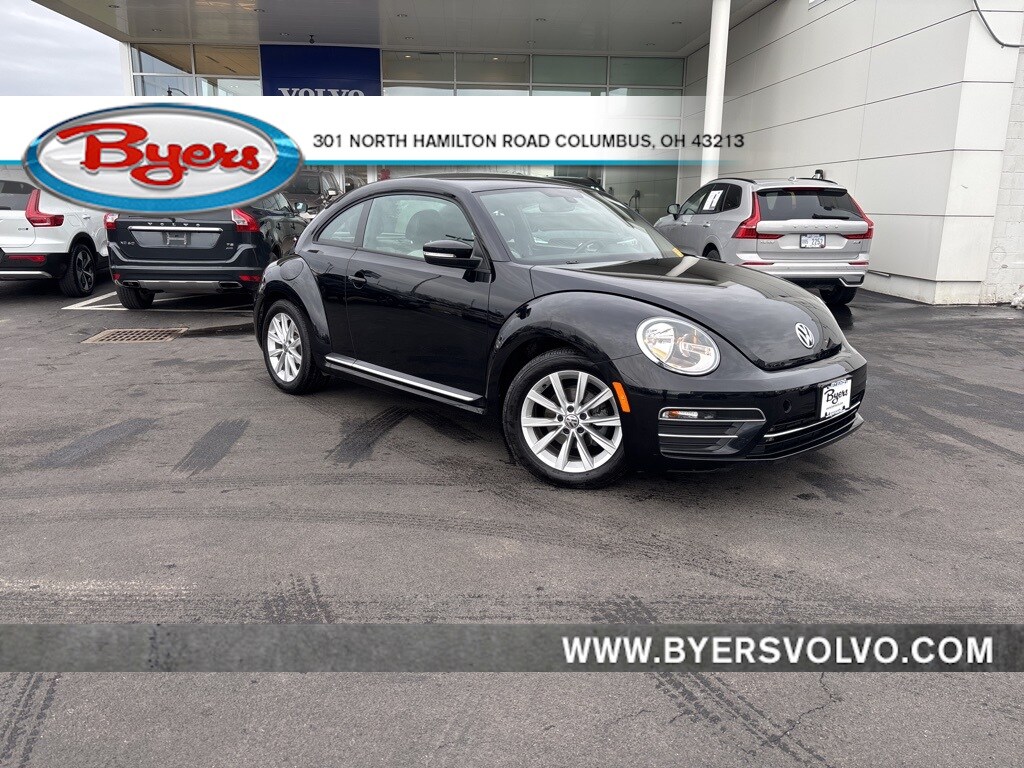 Used 2017 Volkswagen Beetle 1.8T SE Hatchback