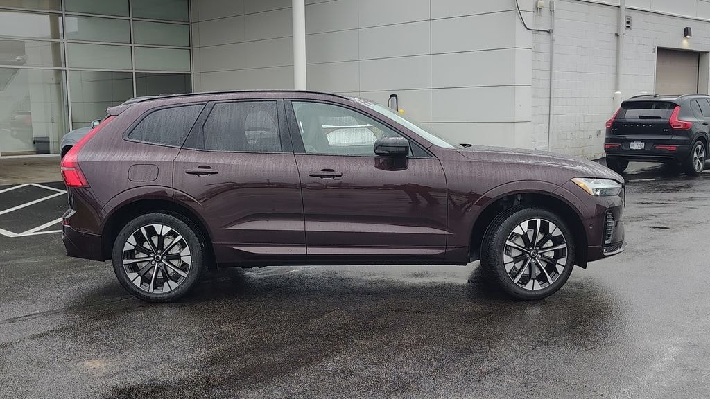 New 2026 Volvo XC60 B5 Plus SUV