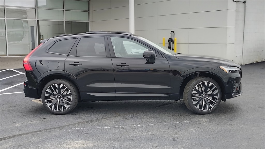 New 2026 Volvo XC60 B5 Ultra SUV