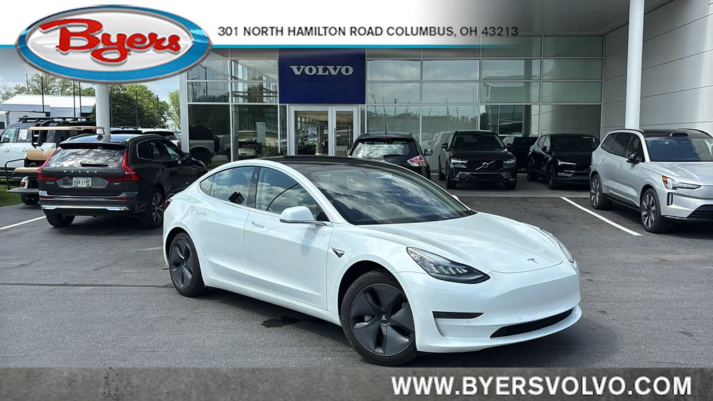2020 Tesla Model 3 Standard Range Plus's photo