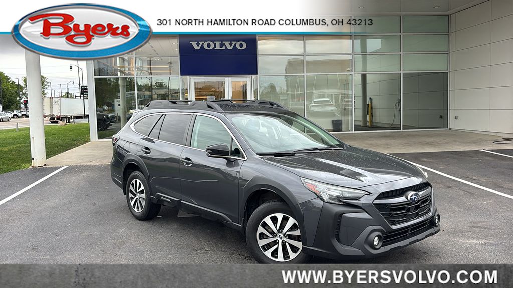2023 Subaru Outback Premium's photo