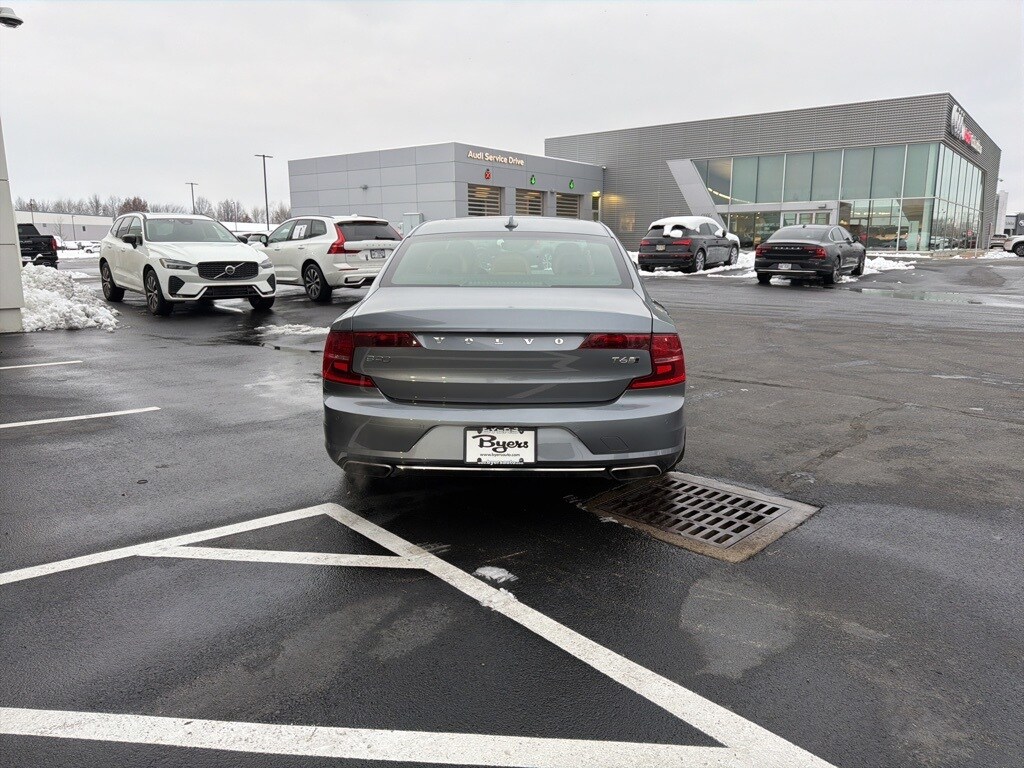 2020 Volvo S90 T6 Inscription photo 3