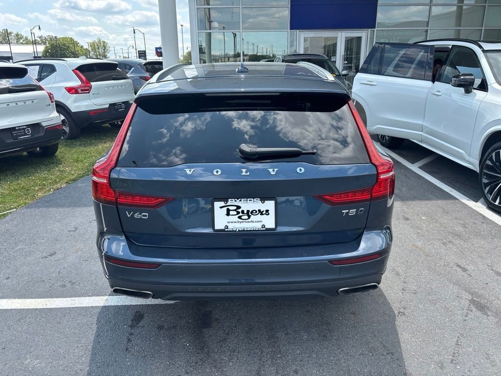 Used 2022 Volvo V60 Cross Country T5 Wagon