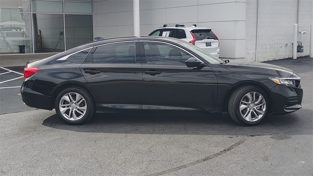 Used 2018 Honda Accord LX Sedan