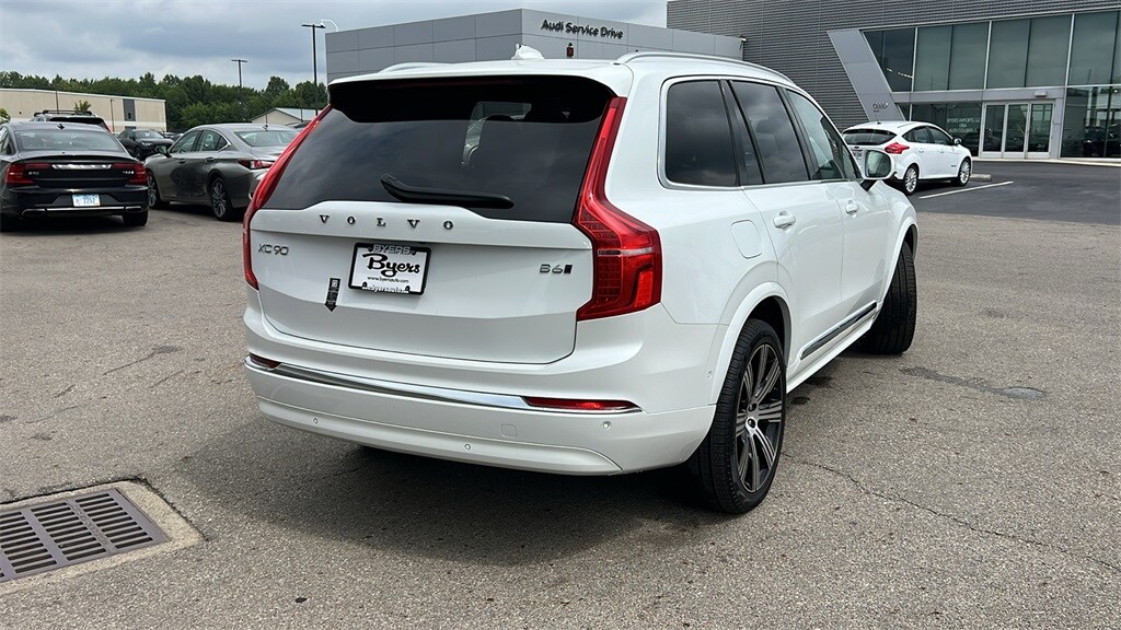 2025 Volvo XC90 Plus photo 3