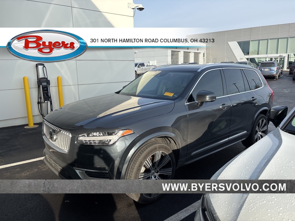 2022 Volvo XC90 Inscription's photo