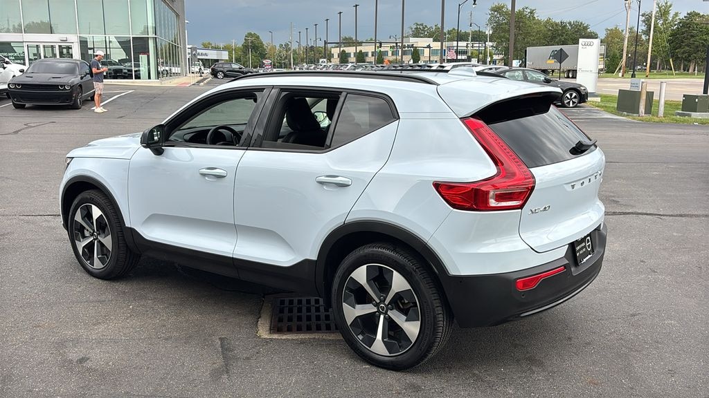 Certified 2026 Volvo XC40 B5 Plus SUV