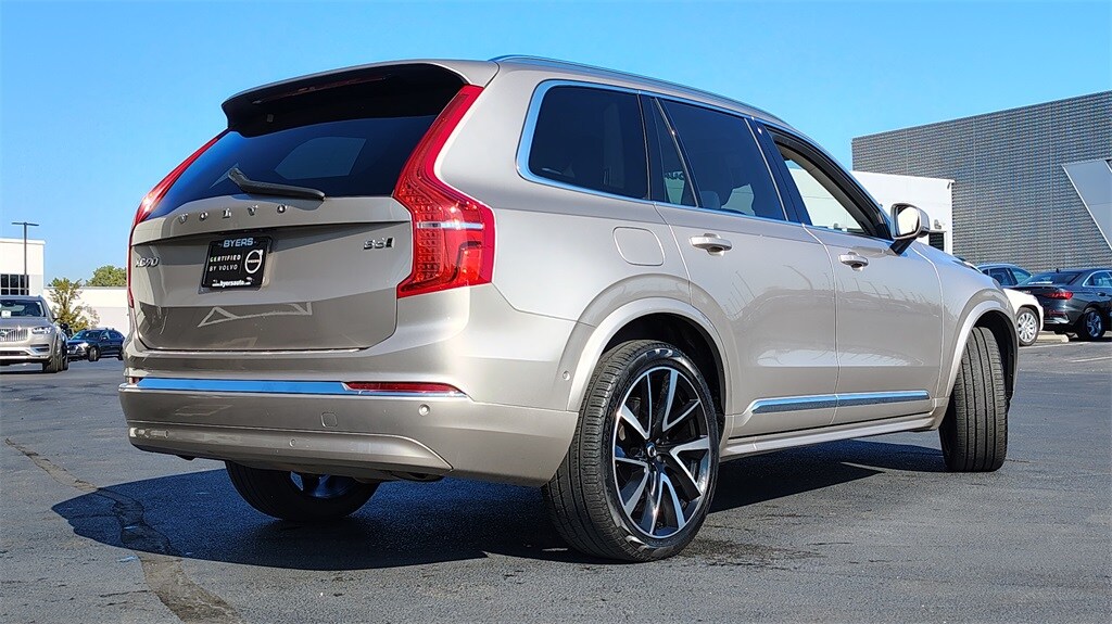 2024 Volvo XC90 Ultimate photo 3