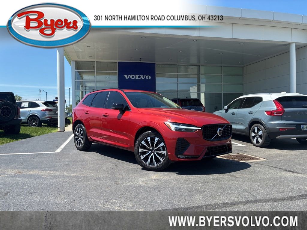 2024 Volvo XC60 B5 Core Dark Theme AWD's photo