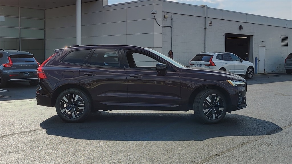 New 2026 Volvo XC60 B5 Core SUV