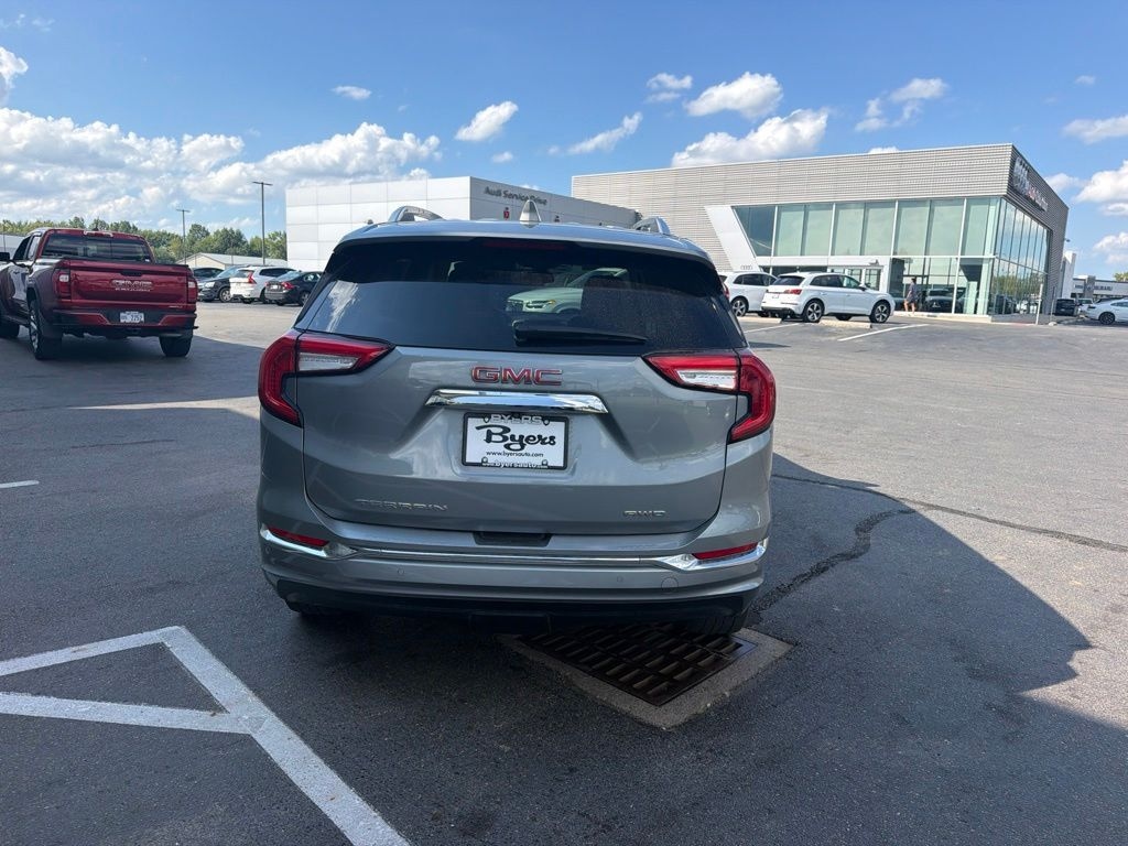 Used 2024 GMC Terrain Denali SUV