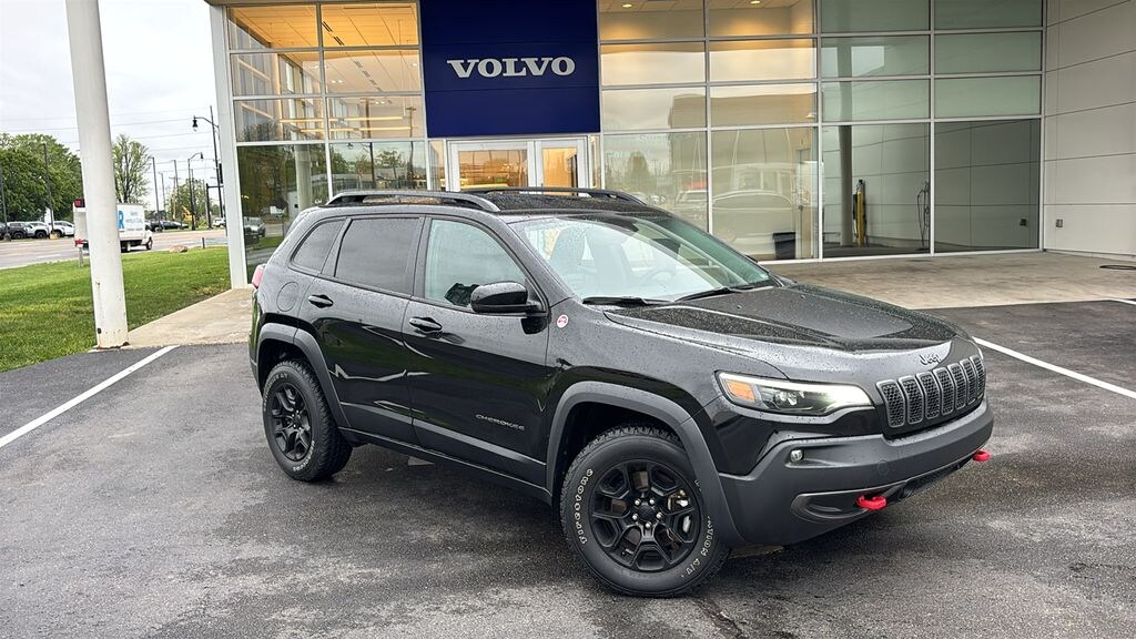 Used 2022 Jeep Cherokee Trailhawk SUV