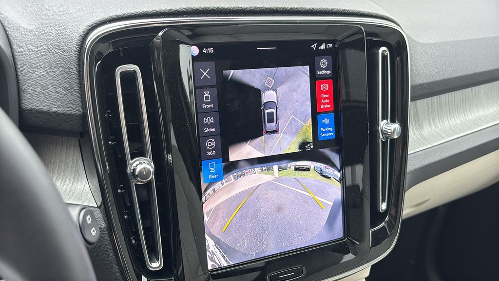 2026 Volvo XC40 Ultra - Photo 19