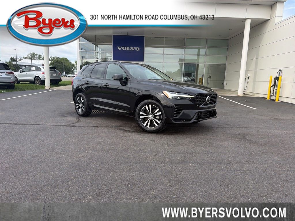 2024 Volvo XC60 T8 Core Dark Theme AWD's photo