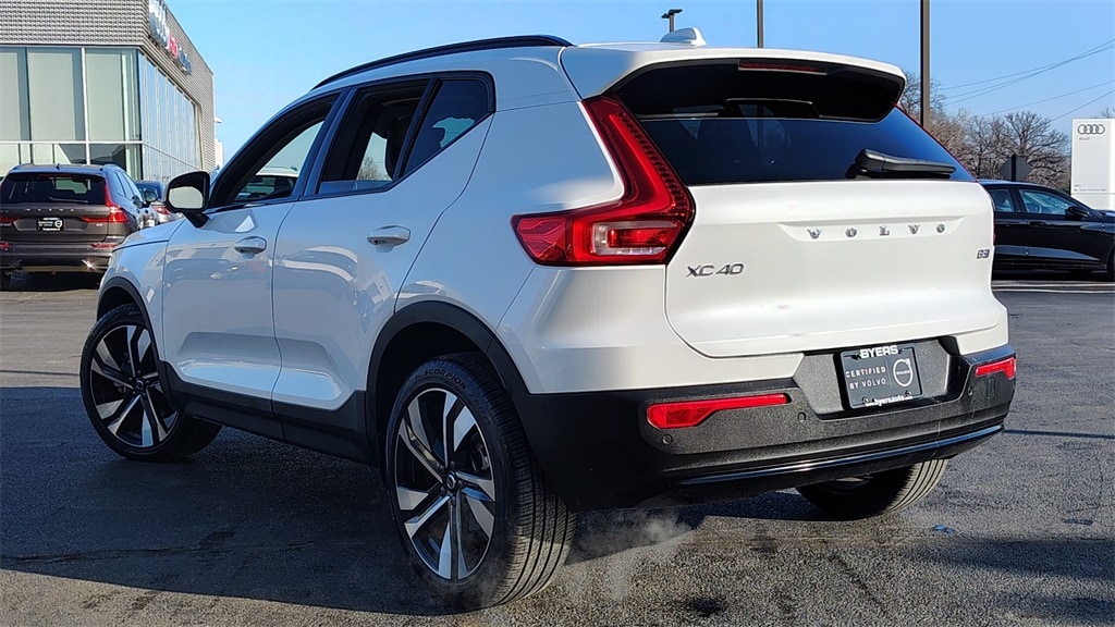 Certified 2025 Volvo XC40 B5 Plus Dark Theme SUV