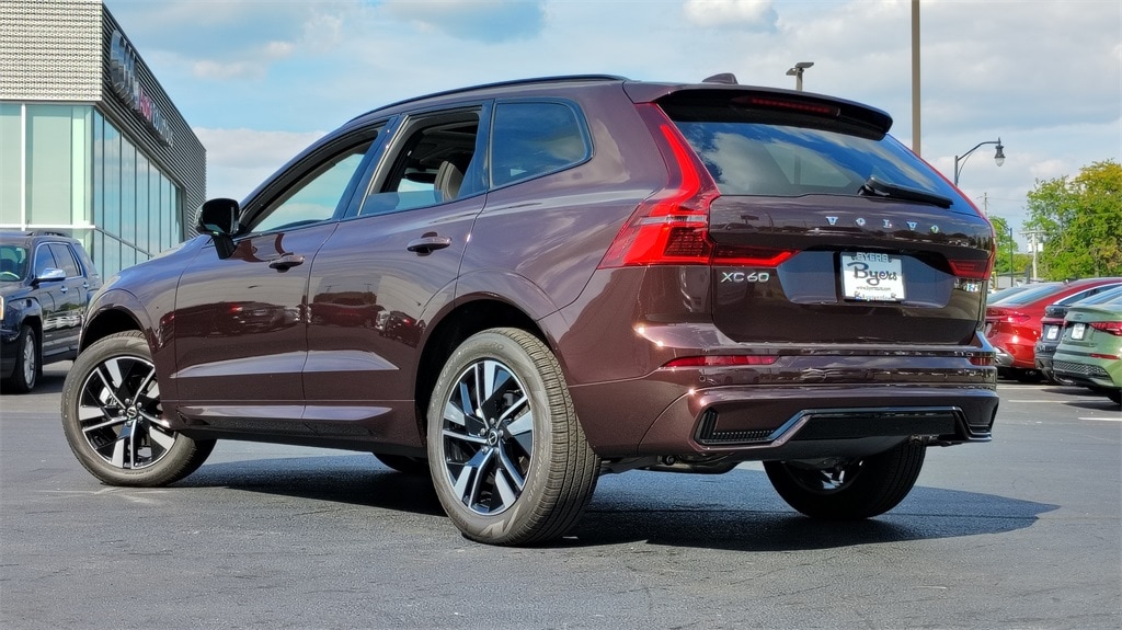 New 2026 Volvo XC60 B5 Core SUV