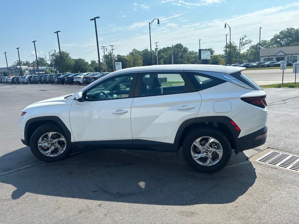 Used 2024 Hyundai Tucson SE SUV