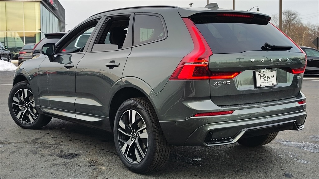 New 2026 Volvo XC60 B5 Plus SUV